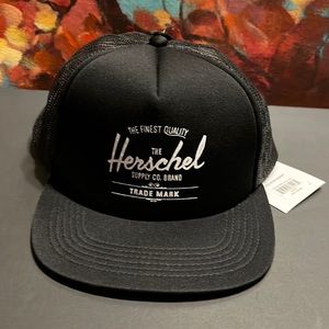 Herschel hat new